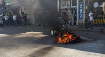 Diyarbakır'da Seyir Halindeki Motosiklet Alev Aldı