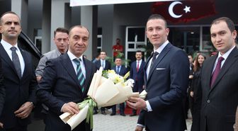 HSK Üyesi Sait Özdemir Yüksekova Adliyesi'ni Ziyaret Etti