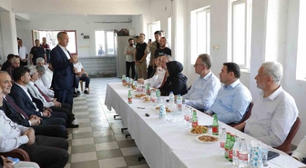 Kütahya Valisi Güzelyurt'ta Muhtarlarla Buluştu