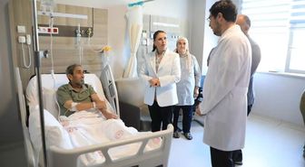 Vali Arslan'dan Kıbrıs Gazisi Ali Soyöz'e Geçmiş Olsun Ziyareti