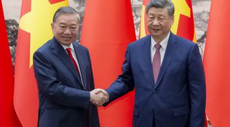 Çin lideri Xi Jinping, Vietnam'ın kuruluş yıl dönümünü kutladı