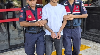 Alanya'da Polise Silah Çeken Sürücü Tutuklandı