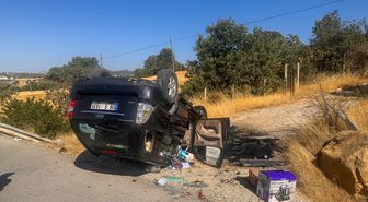 Uşak'ta Takla Atan Otomobilde Sürücü Yaralandı
