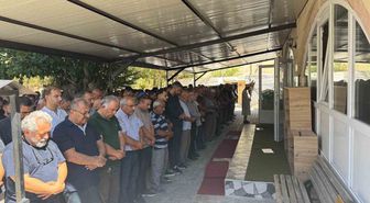 Gazeteci İlter Sağırsoy'un Kayınbabası Hacı Nevzat Ulucan Son Yolculuğuna Uğurlandı