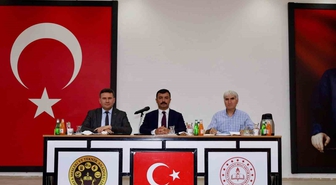 Kahta'da 2026-2027 Eğitim Yılı Değerlendirme Toplantısı Yapıldı