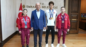 Ümraniyeli sporculardan başkan Yıldırım'a ziyaret