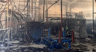 Uşak'ta fabrika yangını: Hasar var