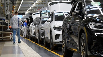 Volkswagen'den 50 bin kişilik işgücü azaltımı onayı