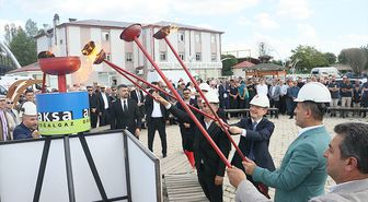Arpalı'ya İlk Kez Doğal Gaz Verildi