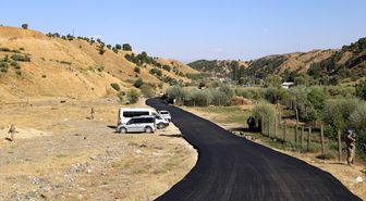 Bitlis'te Köy Yolları Sıcak Asfaltla Konfora Kavuşuyor
