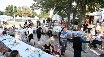Edirne Valisi huzurevi sakinleriyle piknikte buluştu