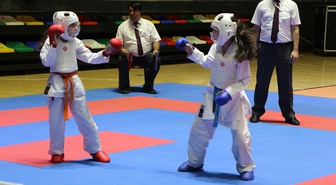 Karadeniz ve Hazar Ülkeleri Karate Şampiyonası Samsun'da Başladı