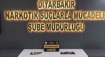 Diyarbakır'da Midelerinde 780 Gram Metamfetaminle Yakalanan 2 Şüpheli Tutuklandı