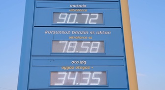 Osmaniye'de Çiftçiler Akaryakıt Zamına Tepkili: 'Tarlamızı Ekemeyeceğiz'