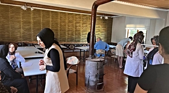 Sağlık Ekipleri Köylerde Bilgilendirme Yaptı