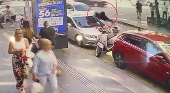Samsun'da Anneanne ve Toruna Otomobil Çarptı