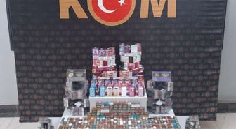 Uşak'ta operasyon: 16 bin 200 adet bozuk enerji içeceği ve 11 bin 200 adet elektronik sigara tütünü ele geçirildi