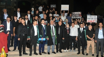 Kahramanmaraş'taki Okul Saldırısında Anne Tahliye Edildi, Aileler Tepkili
