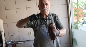 62 Yıllık Tandır Ustası Şükrü Alakoç: Geleneği Yaşatıyor