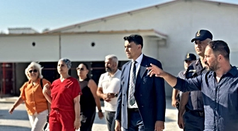 Pazaryeri Kaymakamı Tavuk Çiftliğini Yerinde İnceledi