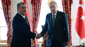 Erdoğan, Beşiktaş Başkanı Serdal Adalı'yı Kabul Etti