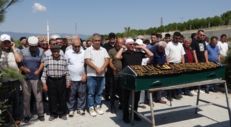 Burdur'da Düğün Öncesi Motosiklet Kazası: İsmail Arpağ Son Yolculuğuna Uğurlandı