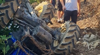 Düzce'de Traktör Devrildi: Sürücü Hayatını Kaybetti