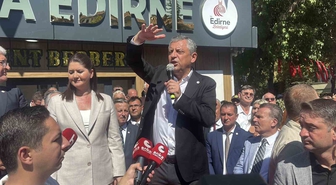 Özgür Özel'den Dil Sürçmesi: 'İYİ Parti' Yerine 'Yeni Parti' Gafı