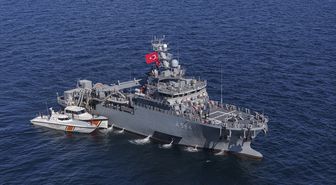 Marmara'da Batan Gemi 720 Metrede Bulundu, Arama Sürüyor