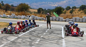 Uşak'ta Karting Şampiyonası Heyecanı Başladı