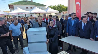 Yozgat'ta Arıcılara 1500 Polen Tuzaklı Kovan Dağıtıldı