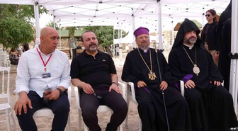 Akdamar Kilisesi'nde 14. Ayin Coşkuyla Başladı