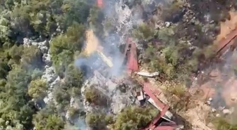 Antalya'da Orman Yangınına Havadan ve Karadan Müdahale