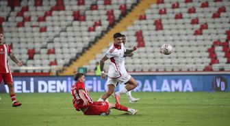 Antalyaspor evinde Sivasspor'a 2-1 mağlup oldu