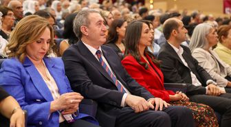 DEM Parti Kongresinde Bakırhan ve Hatimoğulları Yeniden Eş Genel Başkan Seçildi