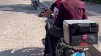 Elazığ'da polis, KPSS'ye geç kalan adayları sınava yetiştirdi