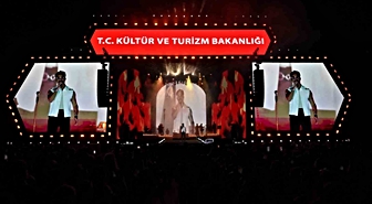 Gökhan Türkmen Çanakkale'de Sahne Aldı
