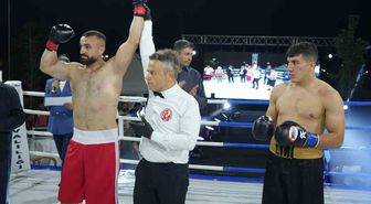 Iğdır'da 4 Ülkenin Sporcularıyla Şampiyon Boks Gecesi