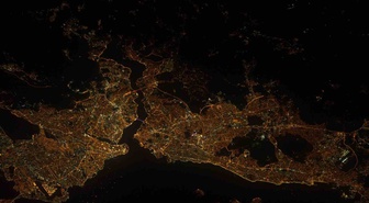 İstanbul'un Uzaydan Büyüleyici Kareleri Paylaşıldı