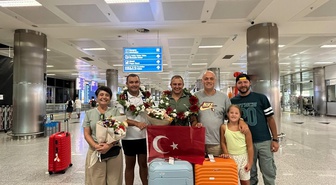 İzmirli yüzücü Tuna Tunca, Ocean's 7'deki Catalina Kanalı parkurunu başarıyla geçti