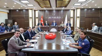 Ağrı'da Vali Bozkurt Başkanlığında 'Okul Güvenlik Toplantısı' yapıldı
