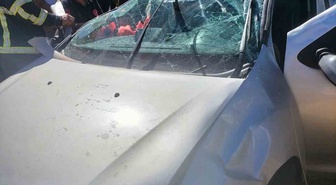Diyarbakır’da otomobil takla attı: 3 yaralı