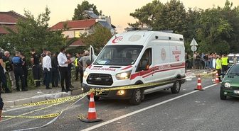 Düzce'de tır ile fındık işçilerini taşıyan tarım aracı çarpıştı