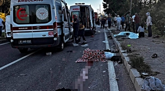 Düzce'de tır ile fındık işçilerini taşıyan araç çarpıştı: Çok sayıda ölü ve yaralı var