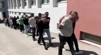 Adana'da Uyuşturucu Operasyonu: 14 Gözaltı, 9 Tutuklama