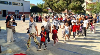 Gelibolu'da minik öğrenciler okula uyum etkinliğiyle başladı