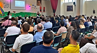 Gelibolu'da öğretmenlere 'Türkiye Yüzyılı Maarif Modeli' eğitimi verildi