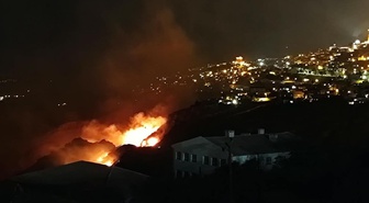 Mardin’de örtü yangını; müdahale sürüyor