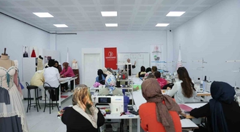 Diyarbakırlı kadınlar moda dünyasına hazırlanıyor