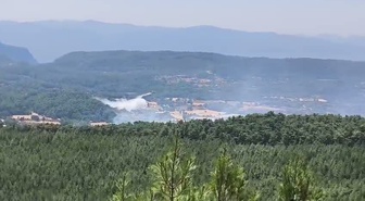 Muğla’da orman yangınını kontrol altına alma çalışmaları sürüyor